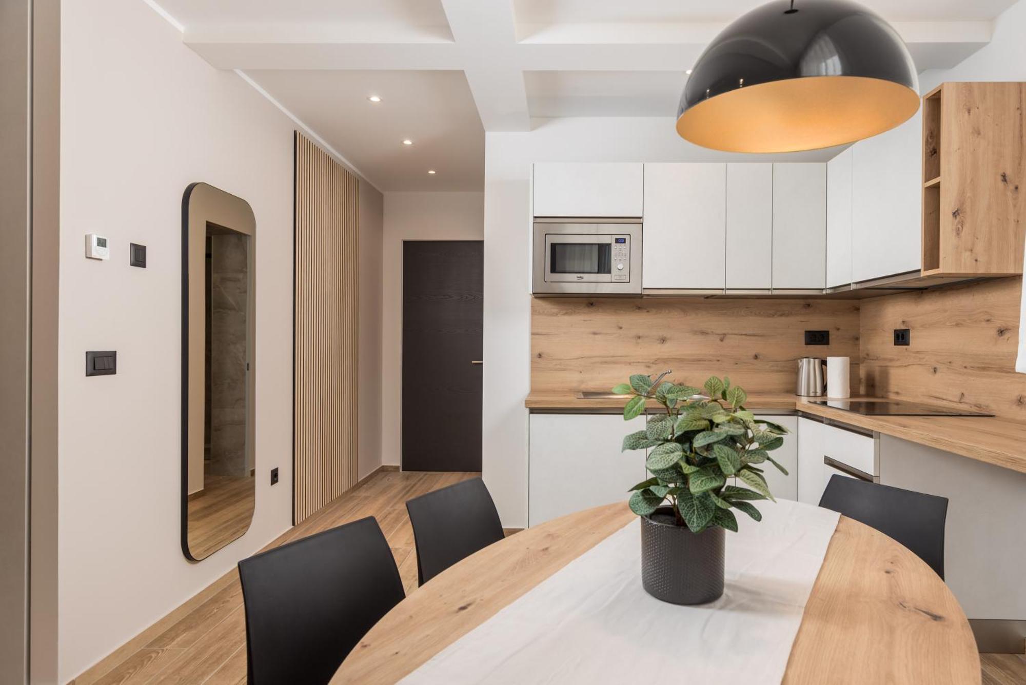 Belinda Apartments With Balcony & Private Parking Opatija Exterior foto