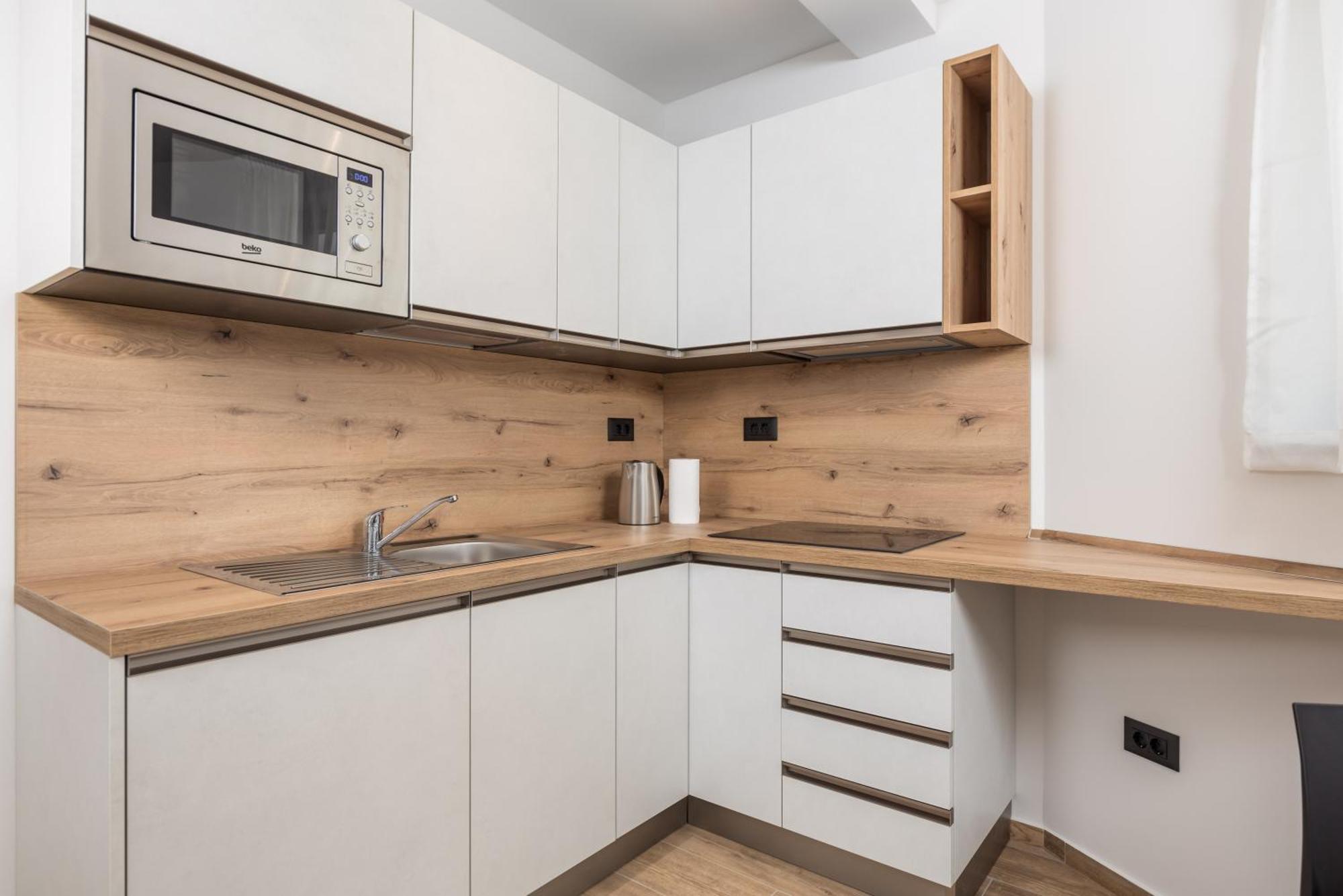 Belinda Apartments With Balcony & Private Parking Opatija Exterior foto