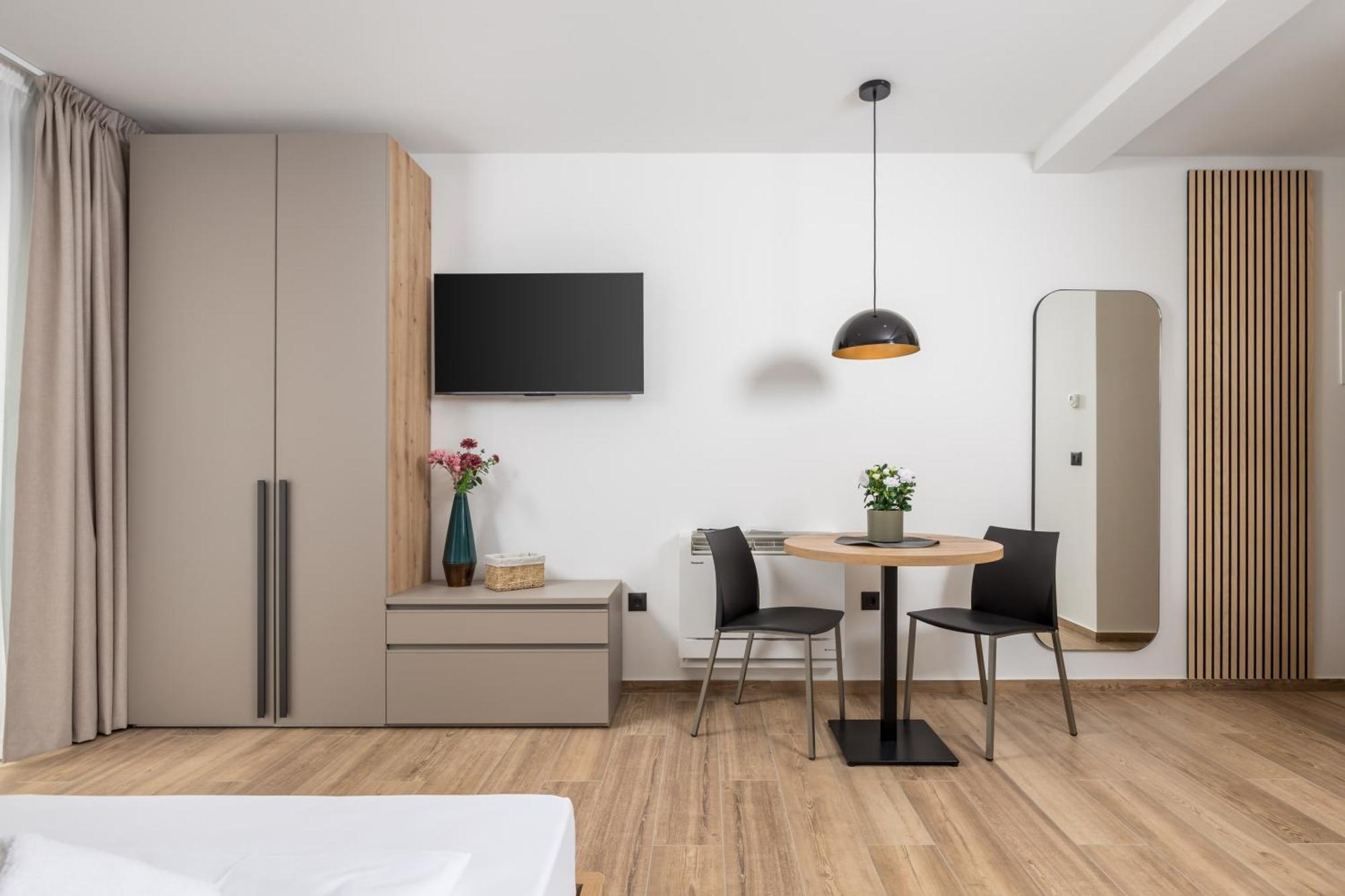 Belinda Apartments With Balcony & Private Parking Opatija Exterior foto