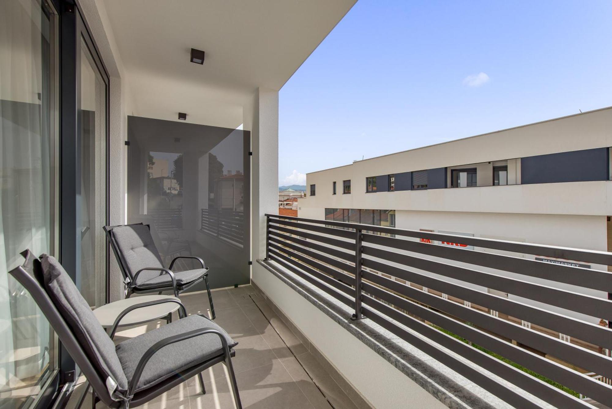 Belinda Apartments With Balcony & Private Parking Opatija Exterior foto