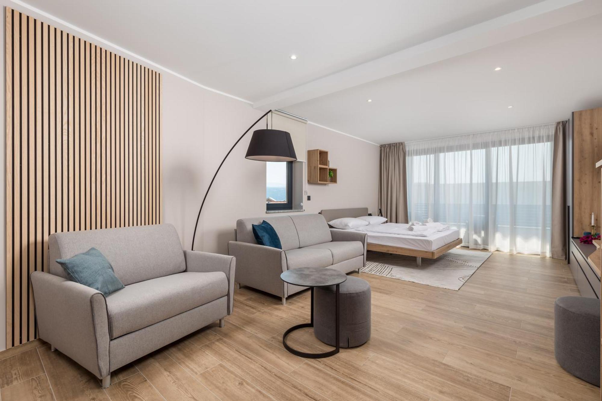 Belinda Apartments With Balcony & Private Parking Opatija Exterior foto