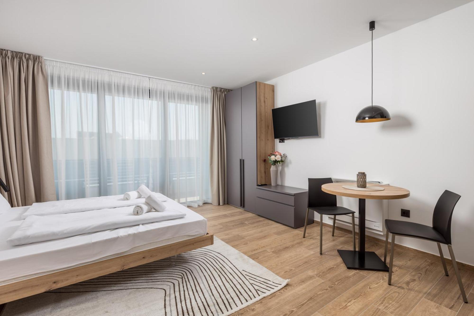 Belinda Apartments With Balcony & Private Parking Opatija Exterior foto